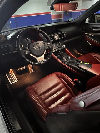 Lexus RC 300H F SPORT