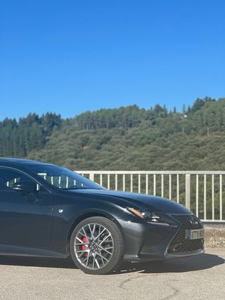 Lexus RC 300H F SPORT
