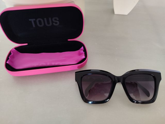 Estuche más gafas Tous