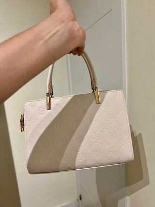 Bolso Guess beige nuevo