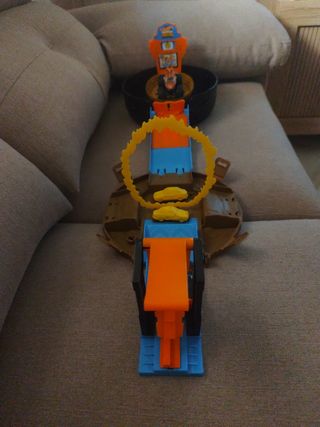 Hot Wheels Monster Trucks Pista