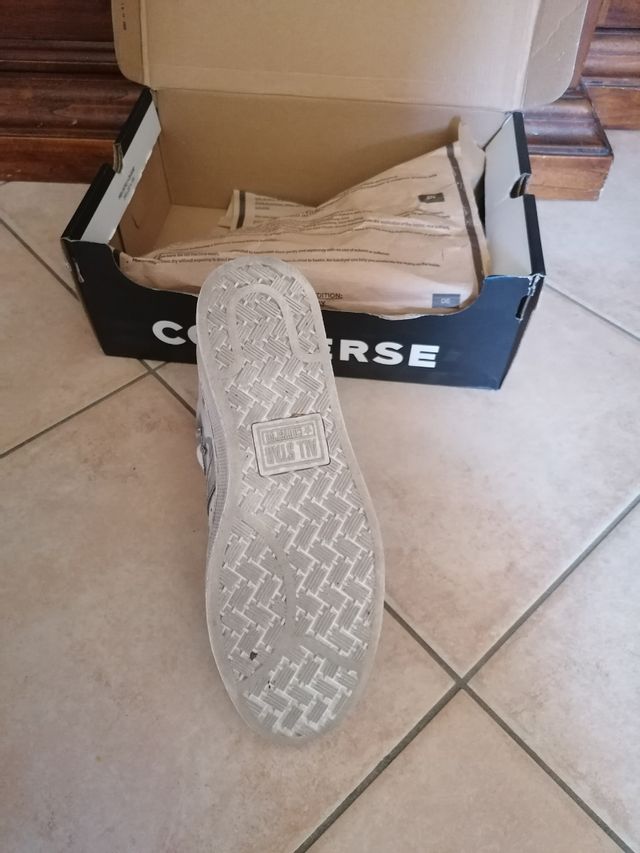 Converse All Star bianche e grigie