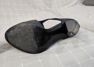 Zapatos negros de tacón