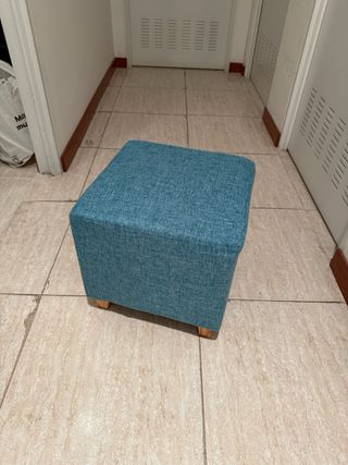 Taburete bajo azul marino