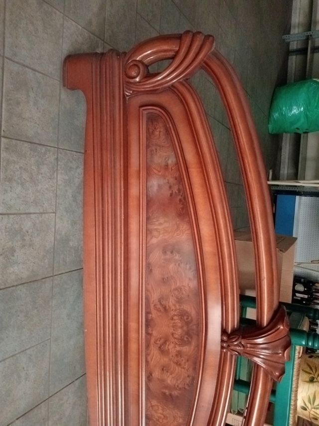 Cabezal cama madera marrón