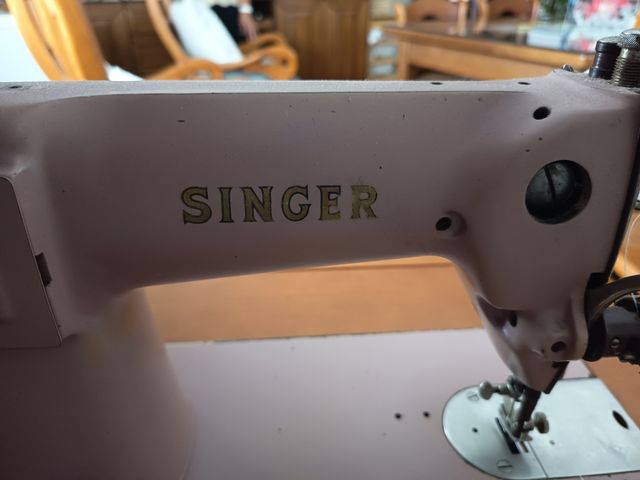Máquina coser Singer