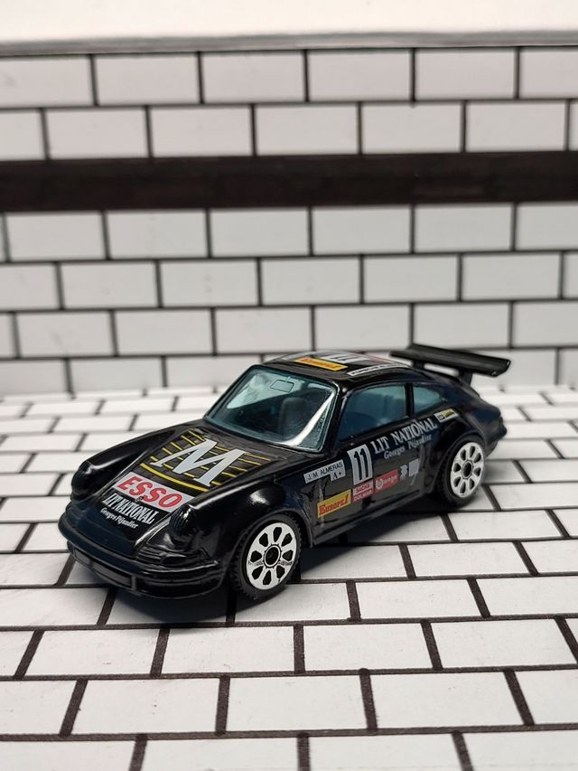 Bburago Porsche 911 Carrera
