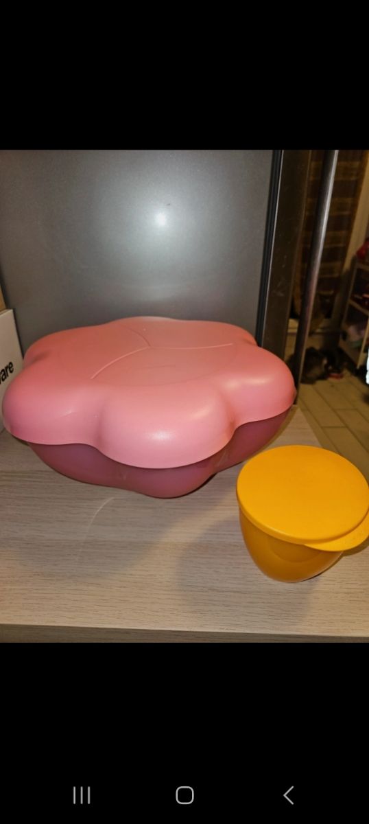 Tupperware: Ciotola & insalatiera rosa