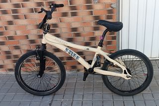 BMX Monty - Bicicleta juvenil 

