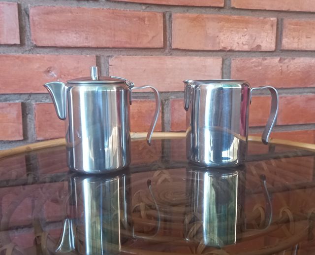 Tetera-Cafetera y Lechera Acero Bra Vintage