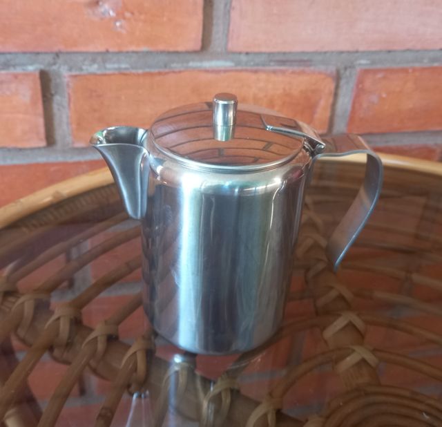 Tetera-Cafetera y Lechera Acero Bra Vintage