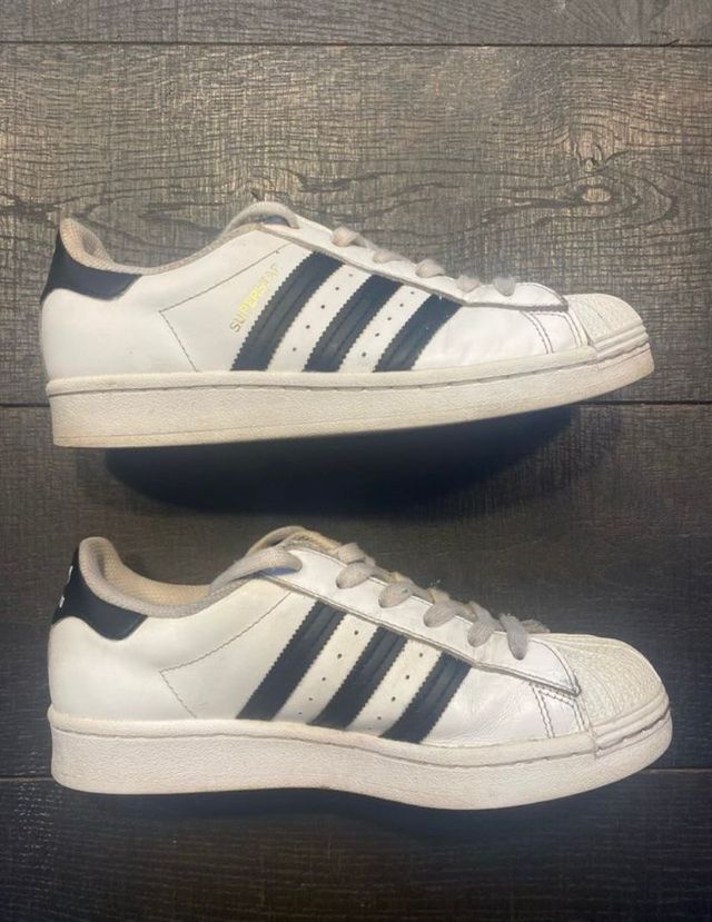 Adidas Superstar 38 Blancas y azules