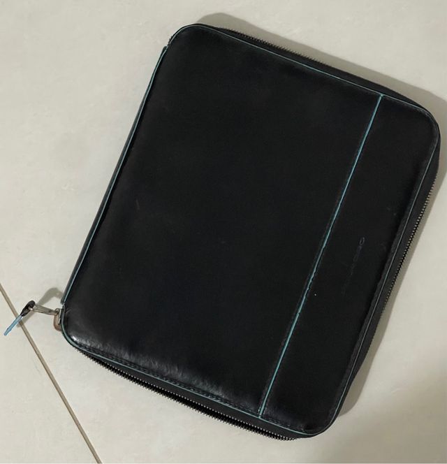 Custodia iPad Piquadro - Pelle