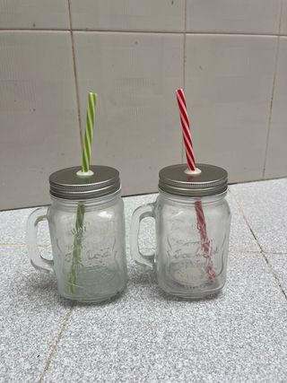 2 Tazas cristal con pajitas