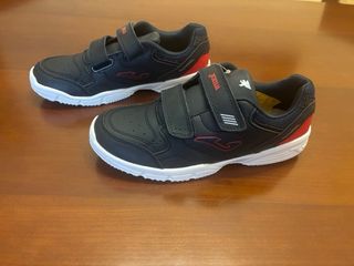 Zapatillas Joma negras para niño