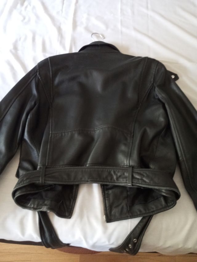 Chaqueta cuero Zara negra