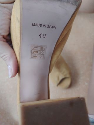 Zapatos plataforma beige Daniela Vega