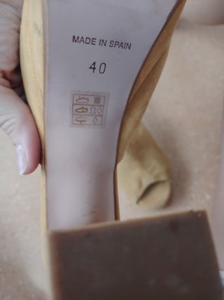 Zapatos plataforma beige Daniela Vega