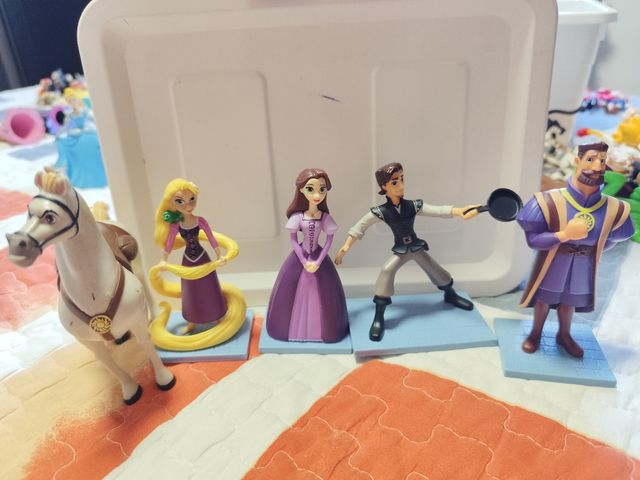 Figuras Rapunzel - Disney