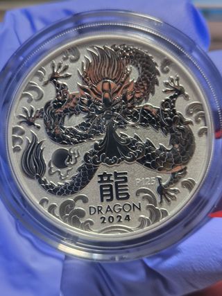 Moneda 2 Onzas Plata Lunar III Dragón 2024