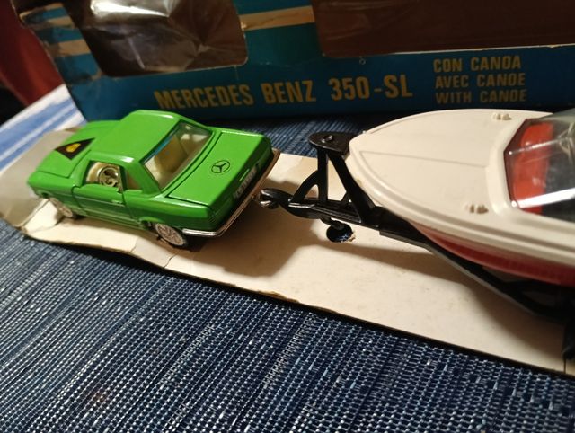 Joal .Mercedes Benz 350 SL + Barca. joal a Vio