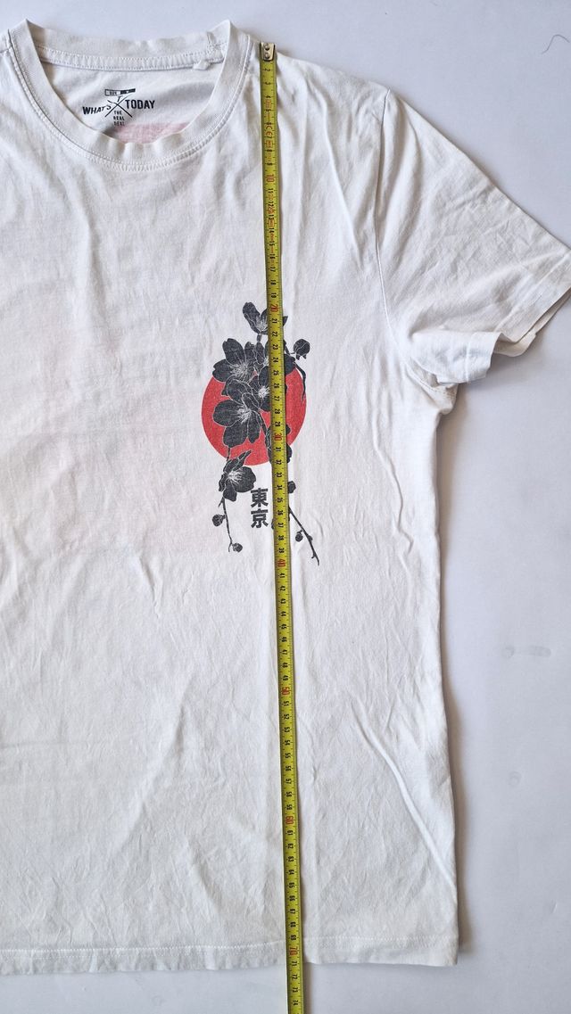 T-shirt What's Today M con stampa giapponese