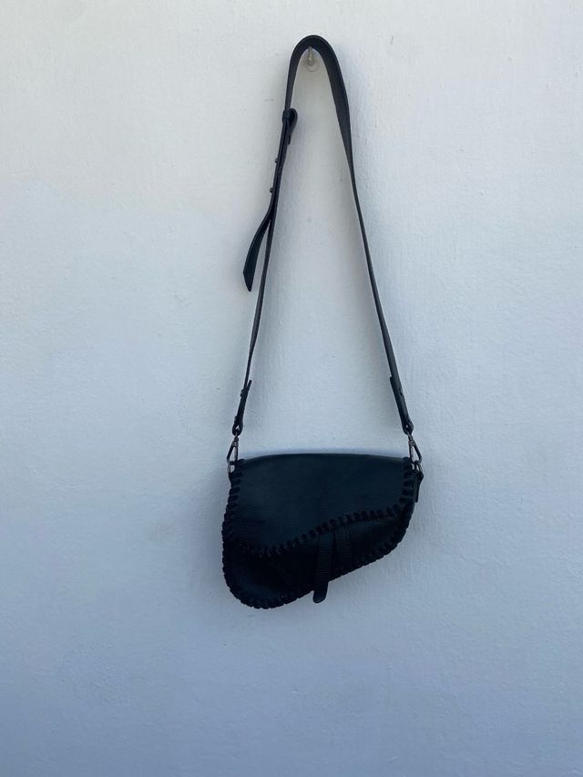 Bolso bandolera piel negra