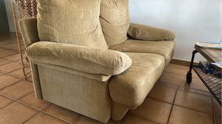 Sofá 2 plazas beige