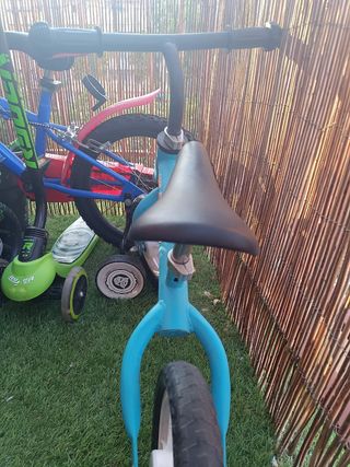 Bicicleta sin pedales para niñxs