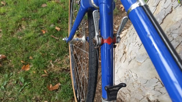 Bicicleta carretera vintage azul