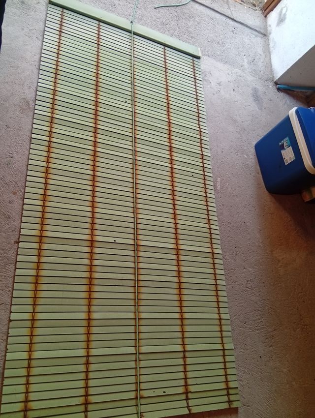 Persianas de plástico y madera- Verde