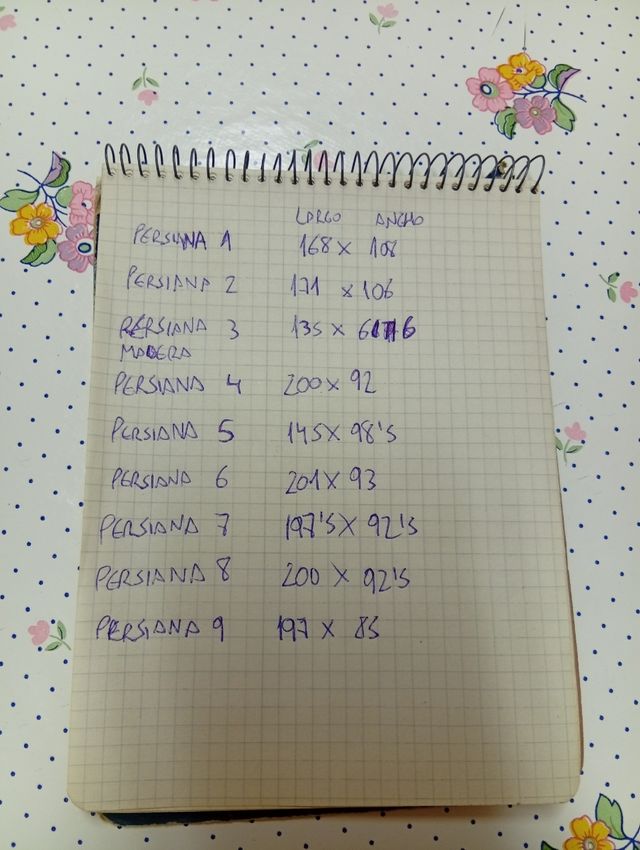 Persianas de plástico y madera- Verde