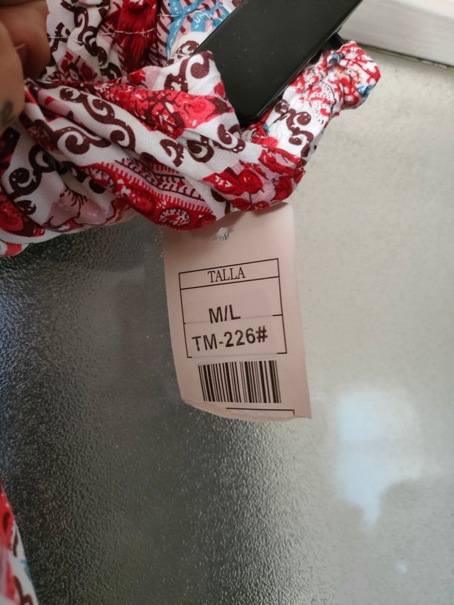 Pantalones campana rojos estampados