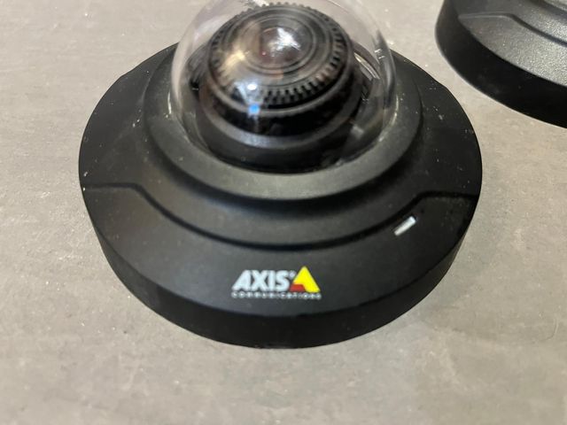 3 Cámaras Axis M3004-V Vigilancia