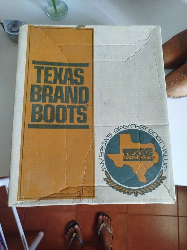 Botas vaqueras marrones