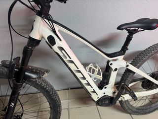Bicicleta eléctrica montaña
