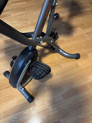 Bicicleta estática ejercicio