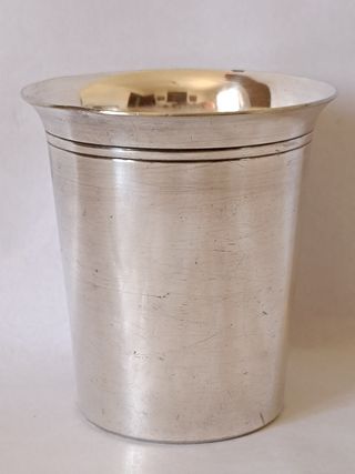 Gobelet plata siglo XIX Francia