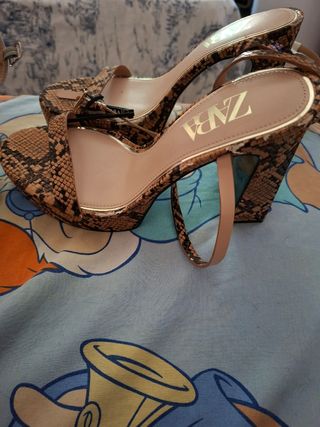 Zapatos Zara - Marrón
