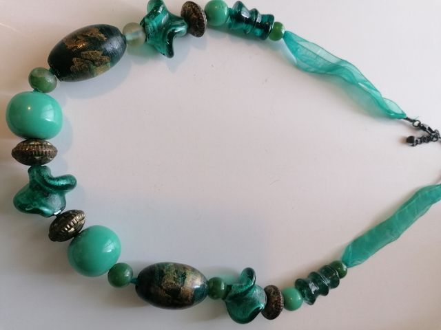 Collana verde acqua