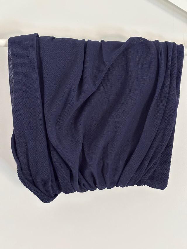 Top corto azul marino