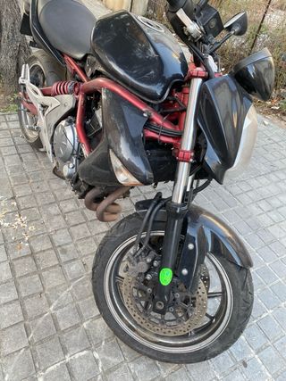 Kawasaki ER-6n 650: Despiece motor vendido vendido