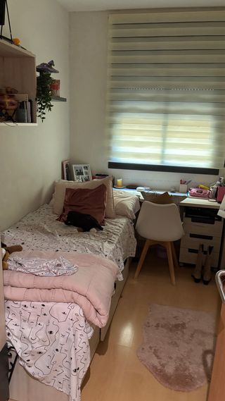 Habitación juvenil seminueva