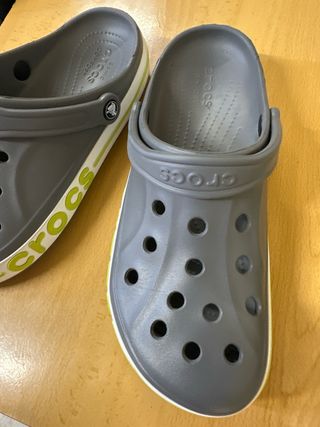 Crocs Zuecos Grises-Verdes 42