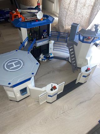 Comisaría Playmobil