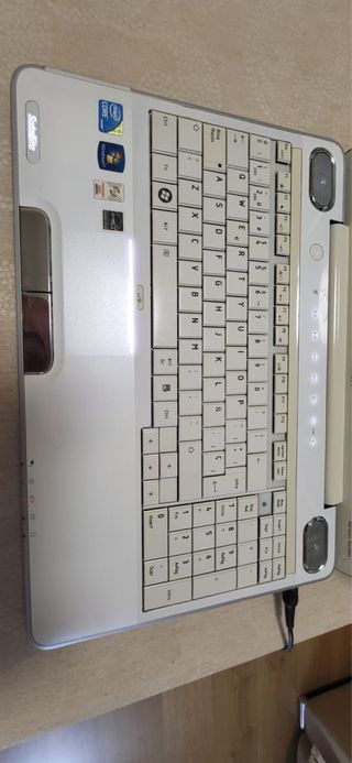 Portátil Toshiba Satellite A500 - Blanco