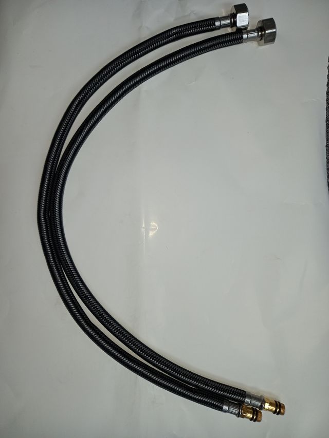 Latiguillos grifo cocina 2uds.