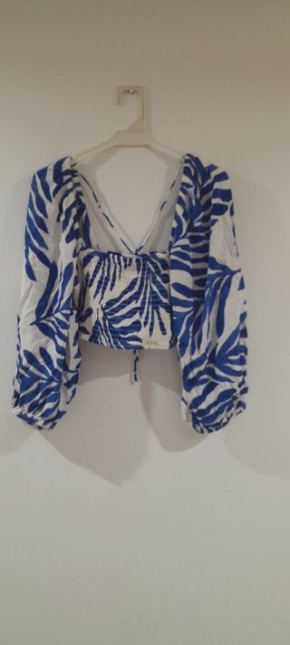 Blusa blanca y azul - Talla única