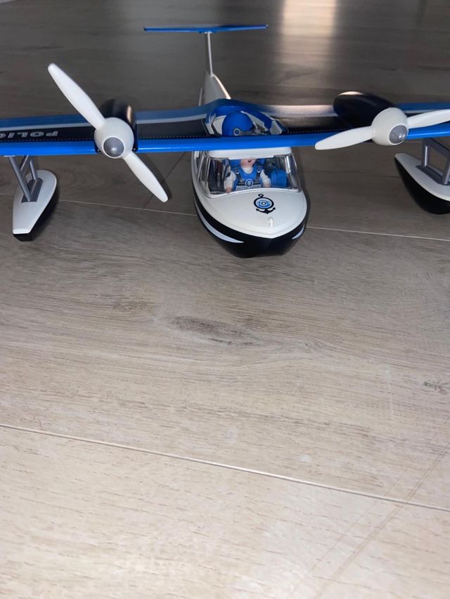 Avioneta Playmobil Policia: Avión acuático