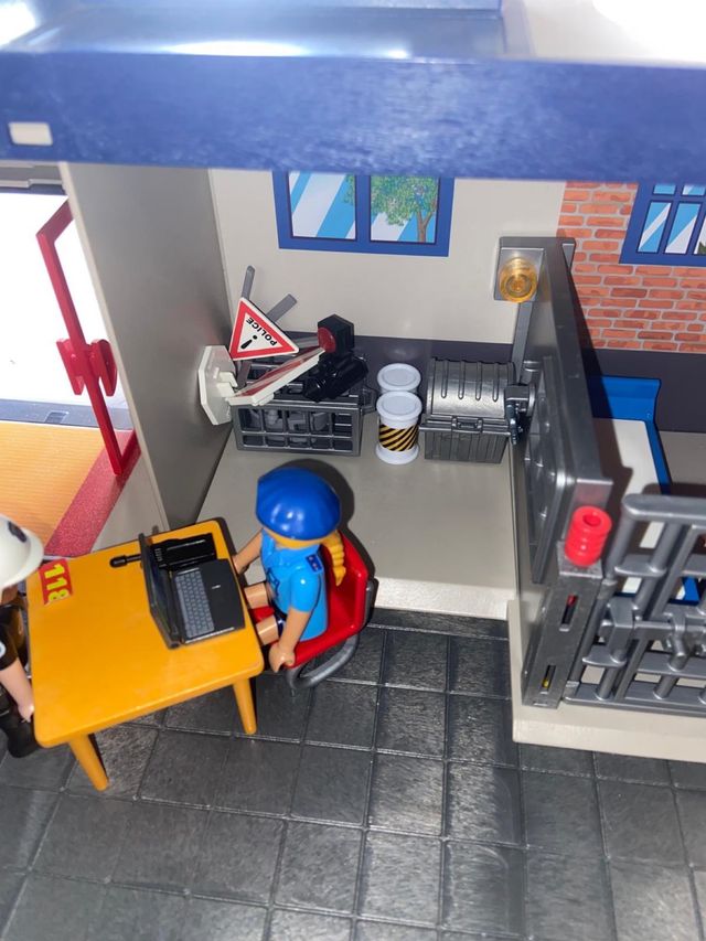 Comisaría Playmobil con Helipuerto